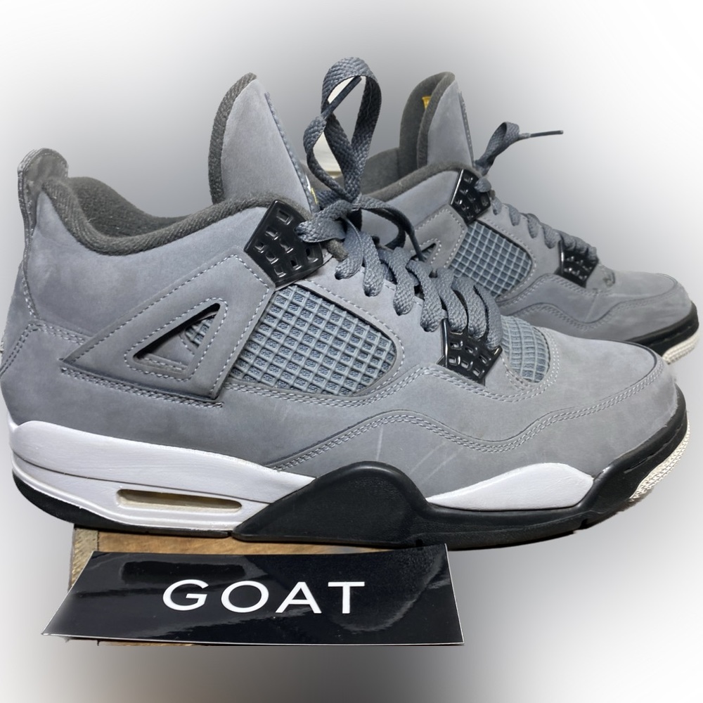 NIKE //AIR JORDAN 4’s RETRO ‘COOL GREY’// 2️⃣0️⃣1️⃣9️⃣ //10.5M // SHOES ARE MINT